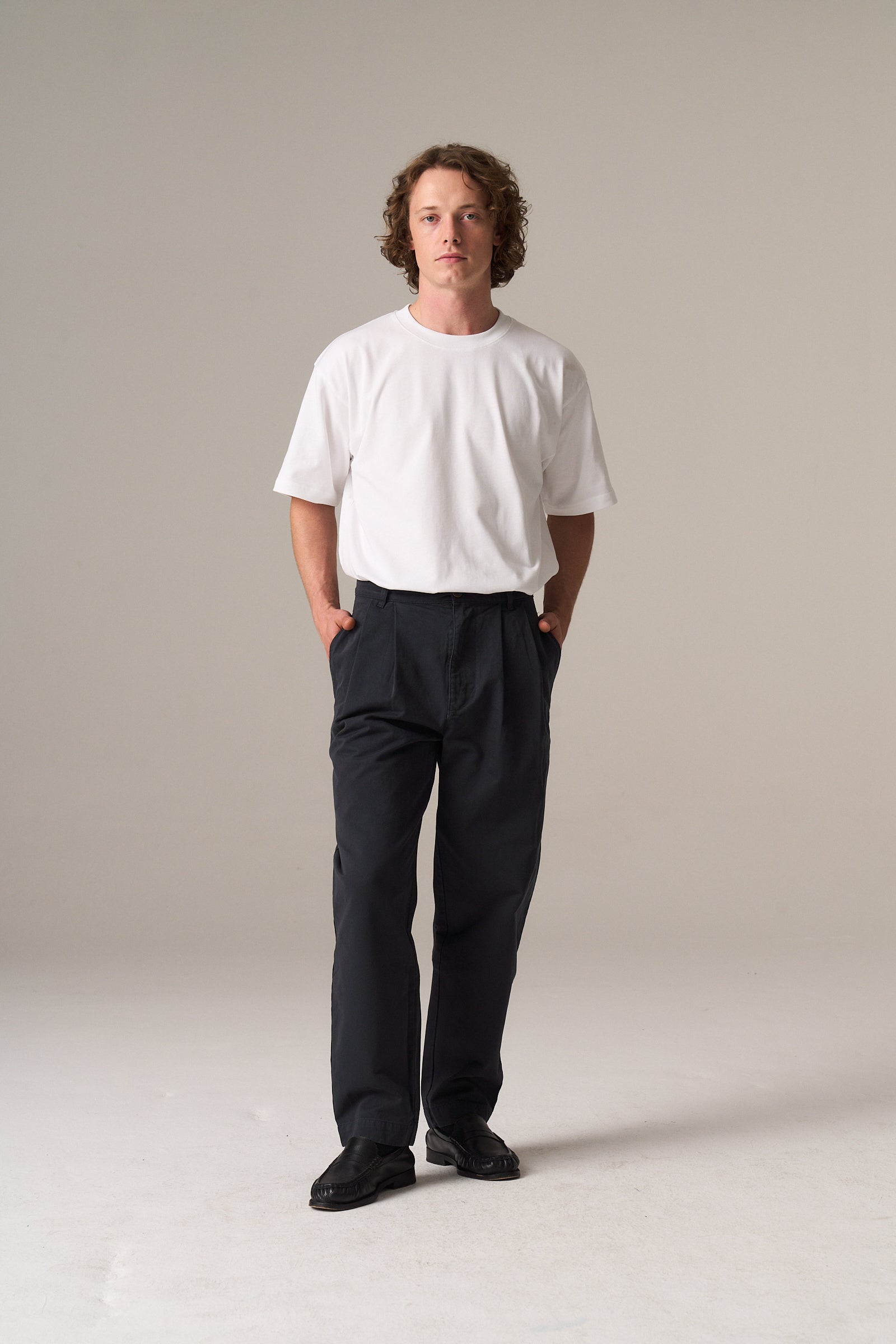 Double Pleats Twill Trouser