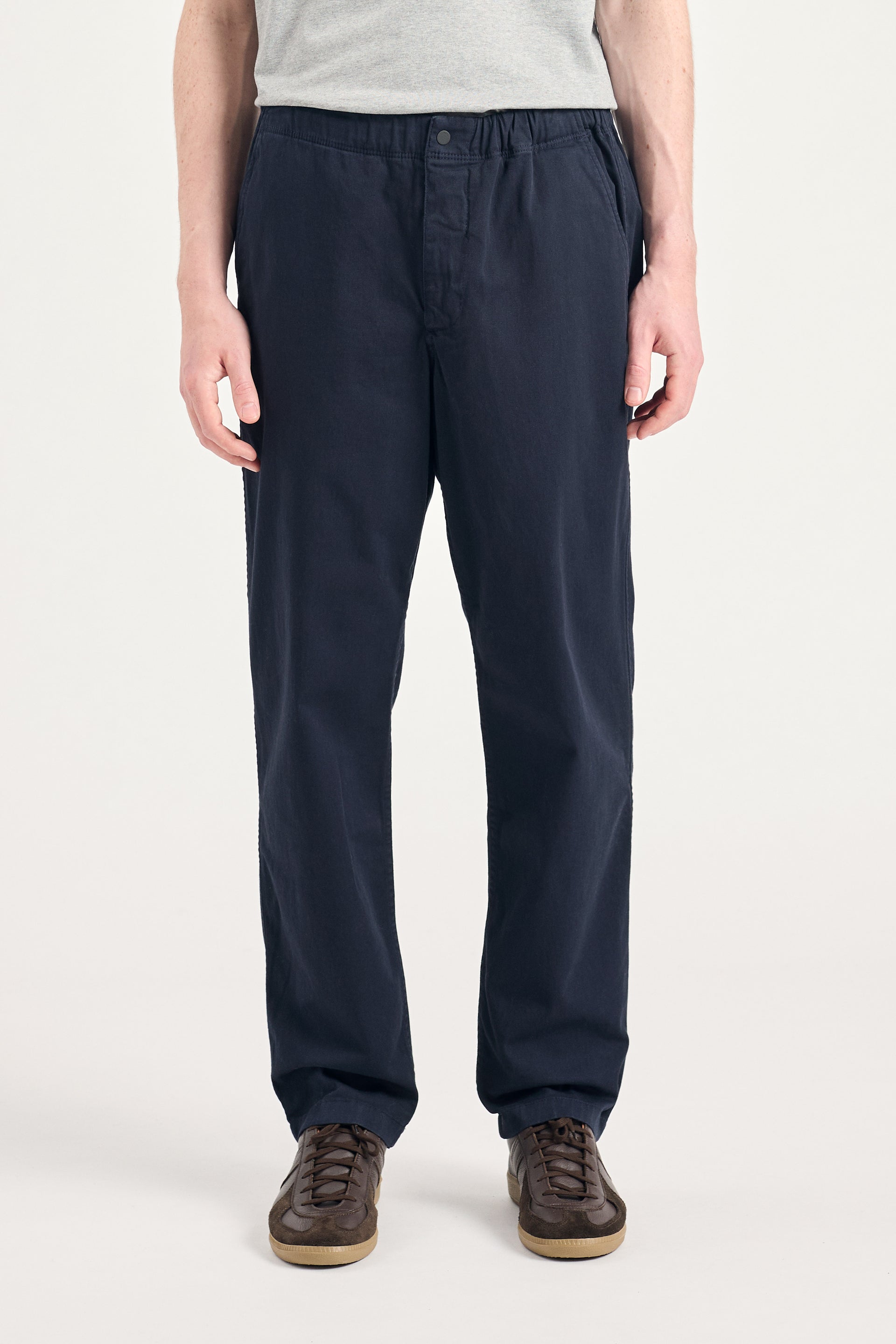 Ezra Relaxed Organic Stretch Twill Trouser
